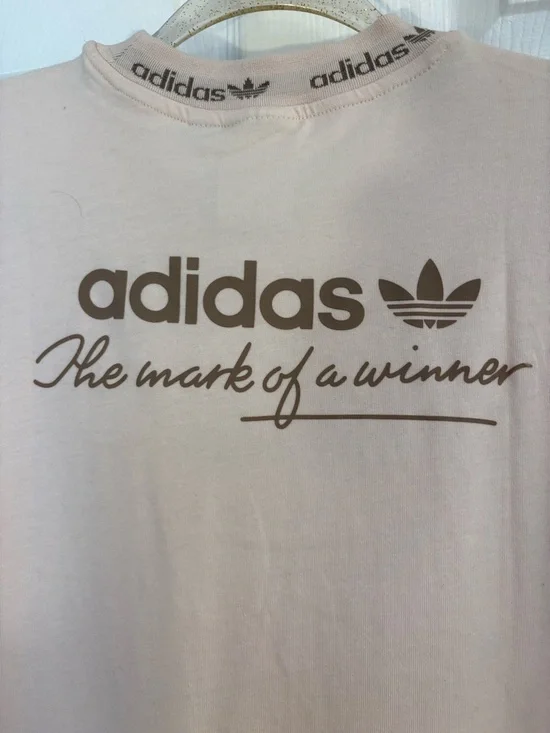 Adidas Originals Beige Logo Tee Shirt NWT Women’s Medium - Picture 6 of 7